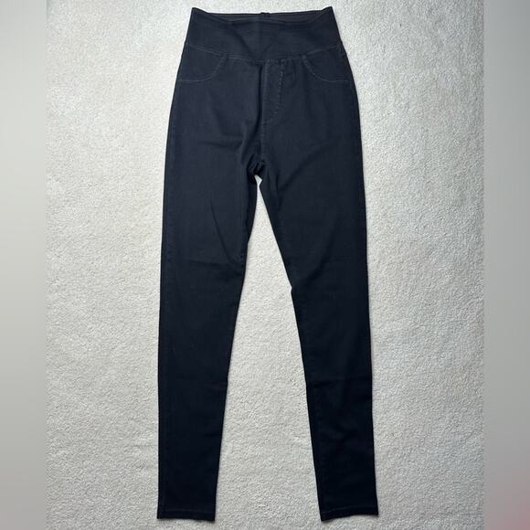 HALARA Black Legging Pants - Picture 4 of 7